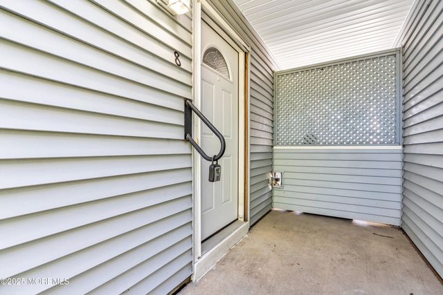8 Debbie Drive, Brick, NJ 08724