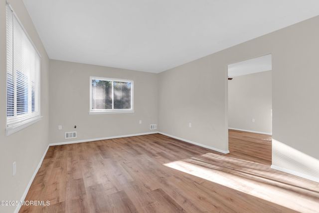 8 Debbie Drive, Brick, NJ 08724