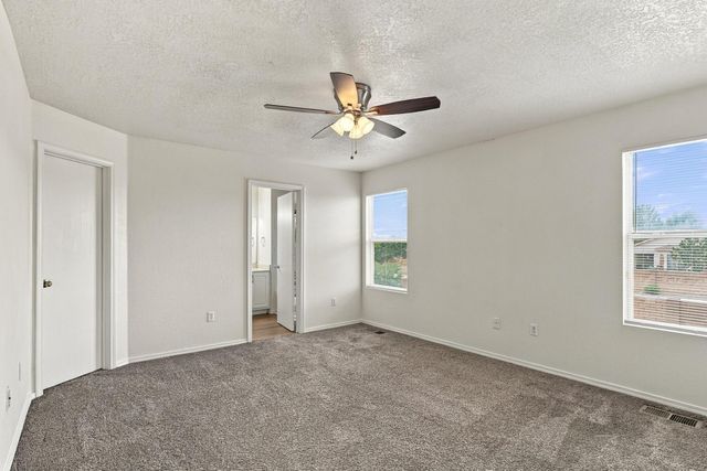 3541 Lavender Meadows Drive NE, Rio Rancho, NM 87144