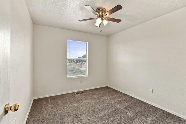 3541 Lavender Meadows Drive NE, Rio Rancho, NM 87144