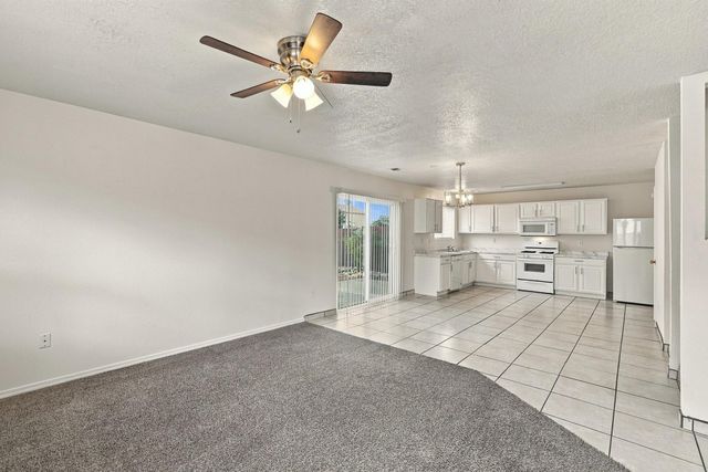 3541 Lavender Meadows Drive NE, Rio Rancho, NM 87144