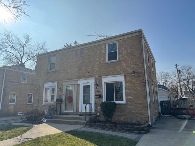 1834 Illinois Street, Des Plaines, IL 60018