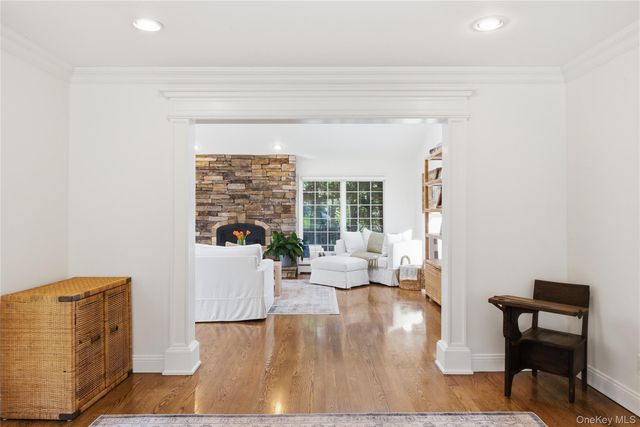 15 Frost Valley Road, Mount Sinai, NY 11766