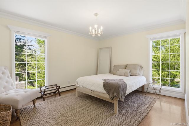 15 Frost Valley Road, Mount Sinai, NY 11766