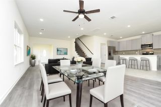 2811 Topiary Lane, Houston, TX 77014