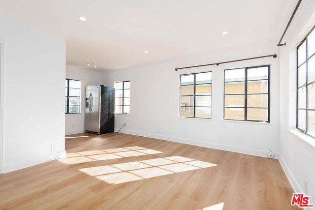 822 N Detroit Street 826.5, Los Angeles, CA 90046