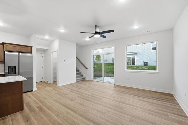 719 Campusside Place, Norwalk, IA 50211