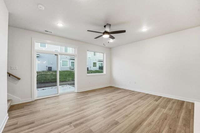 719 Campusside Place, Norwalk, IA 50211