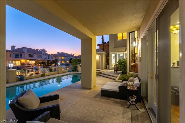 3137 Beach View Court, Las Vegas, NV 89117