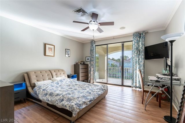 3137 Beach View Court, Las Vegas, NV 89117