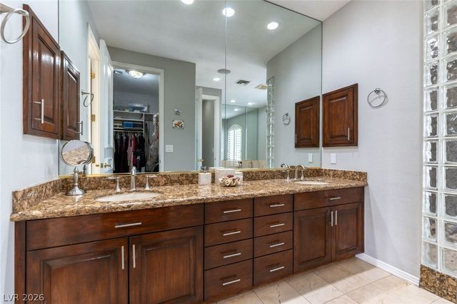 3137 Beach View Court, Las Vegas, NV 89117