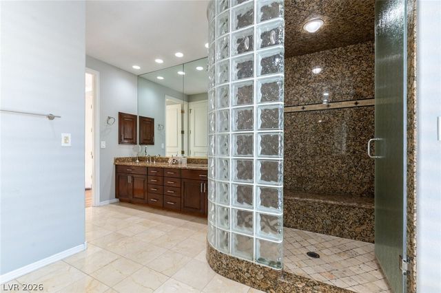 3137 Beach View Court, Las Vegas, NV 89117