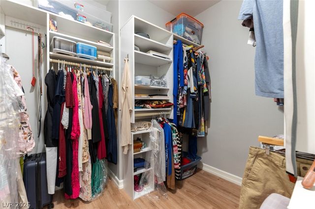 3137 Beach View Court, Las Vegas, NV 89117