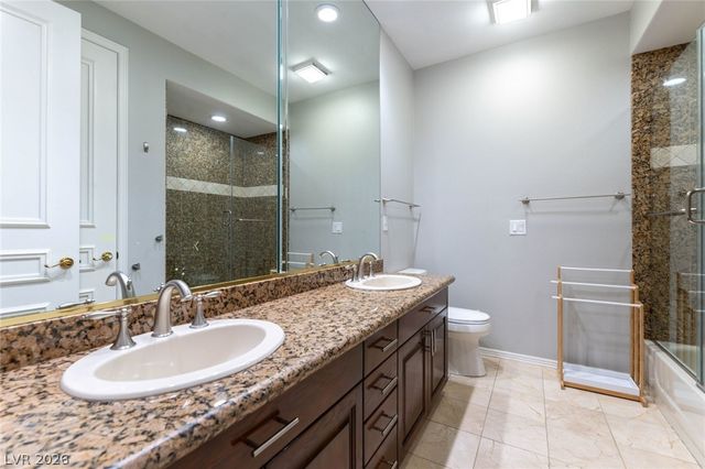 3137 Beach View Court, Las Vegas, NV 89117