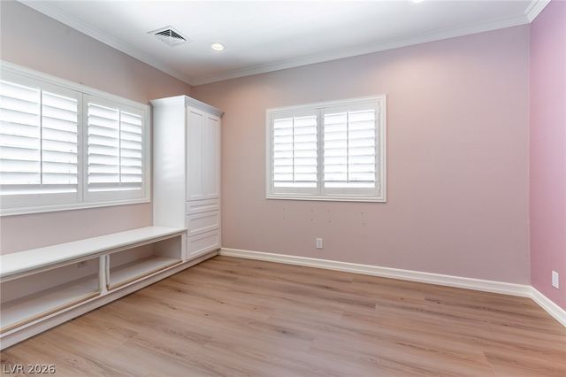 3137 Beach View Court, Las Vegas, NV 89117