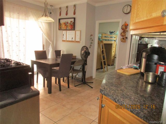 67-43 79th Street, Middle Village, NY 11379