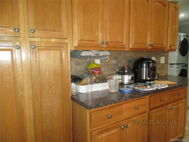 67-43 79th Street, Middle Village, NY 11379
