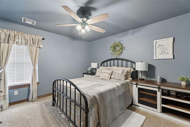 4529 Hillcrest Lane, Edmond, OK 73025