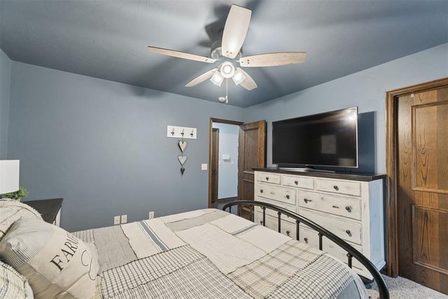 4529 Hillcrest Lane, Edmond, OK 73025