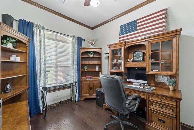 4529 Hillcrest Lane, Edmond, OK 73025