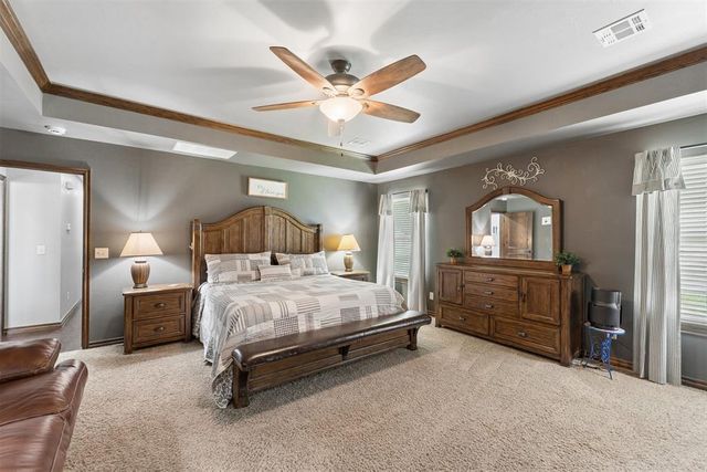 4529 Hillcrest Lane, Edmond, OK 73025