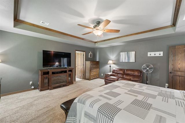 4529 Hillcrest Lane, Edmond, OK 73025