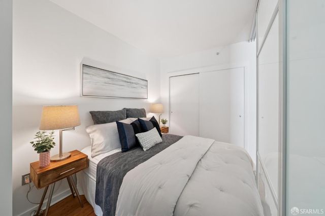 333 1st Street N706, San Francisco, CA 94105