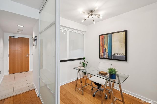 333 1st Street N706, San Francisco, CA 94105