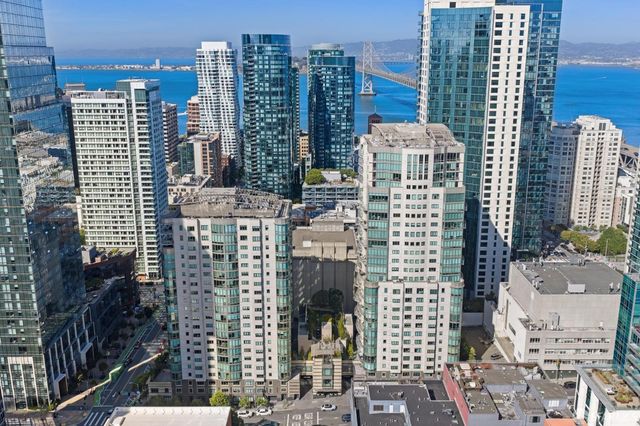 333 1st Street N706, San Francisco, CA 94105
