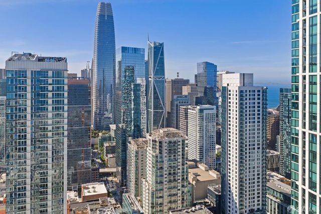 333 1st Street N706, San Francisco, CA 94105