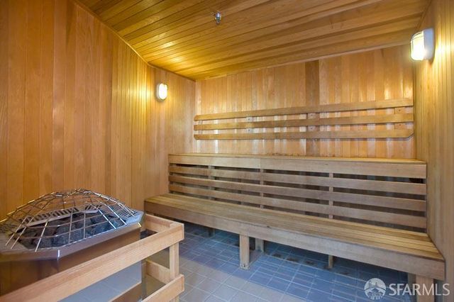 333 1st Street N706, San Francisco, CA 94105