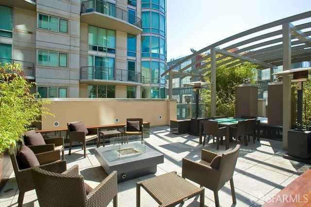 333 1st Street N706, San Francisco, CA 94105