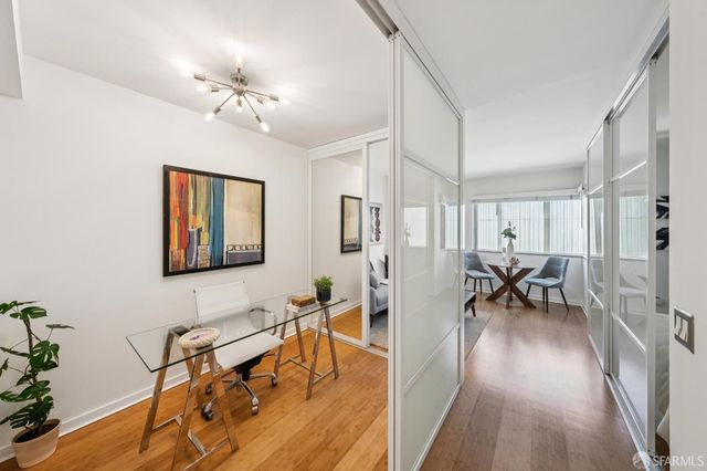 333 1st Street N706, San Francisco, CA 94105