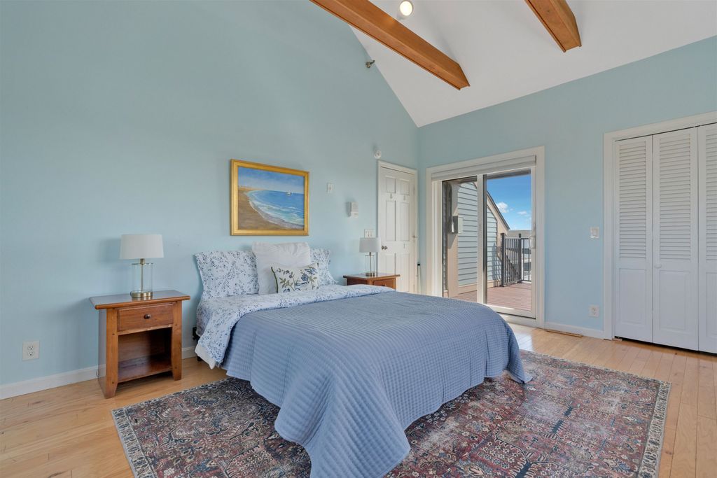 Image 20 of property listing at 581 Ocean Blvd Unit 7, Hampton, NH 03842