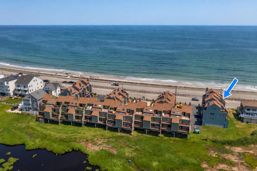Image 29 of property listing at 581 Ocean Blvd Unit 7, Hampton, NH 03842