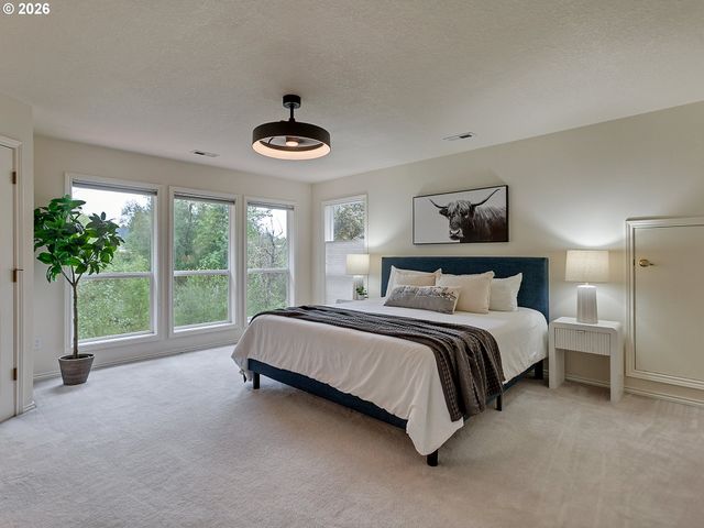 15566 Sw 76TH Ave, Portland, OR 97224