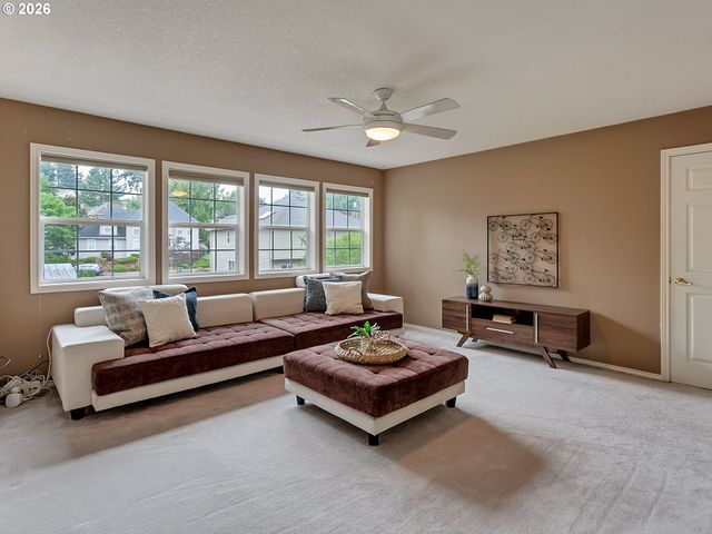 15566 Sw 76TH Ave, Portland, OR 97224