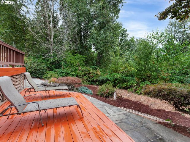 15566 Sw 76TH Ave, Portland, OR 97224