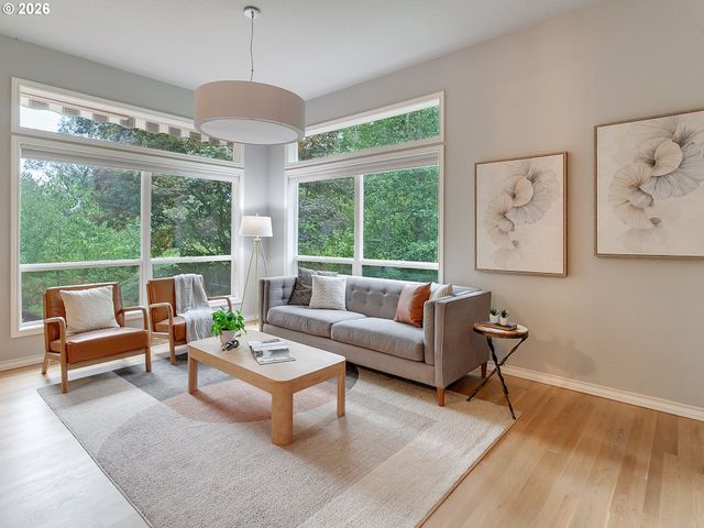 15566 Sw 76TH Ave, Portland, OR 97224