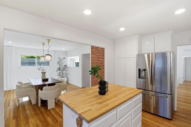 239 Kensington Way, Los Gatos, CA 95032