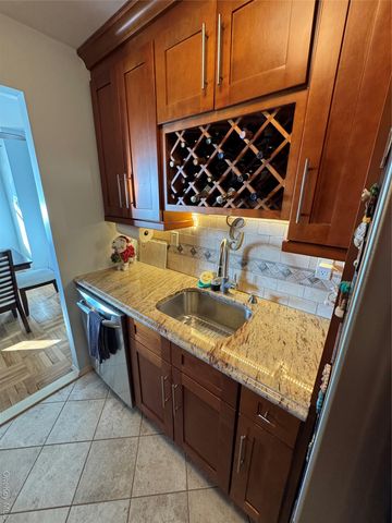 1841 Central Park Avenue 16R, Yonkers, NY 10710