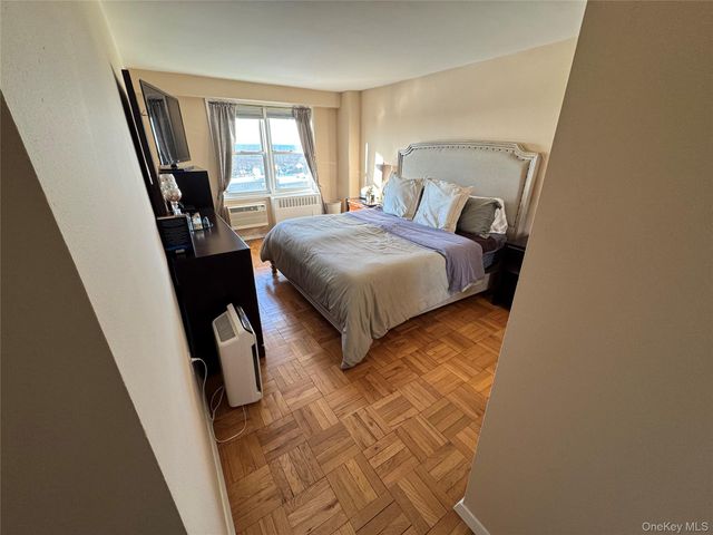 1841 Central Park Avenue 16R, Yonkers, NY 10710