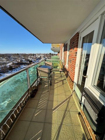 1841 Central Park Avenue 16R, Yonkers, NY 10710