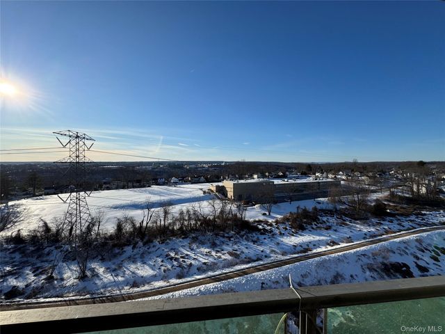 1841 Central Park Avenue 16R, Yonkers, NY 10710