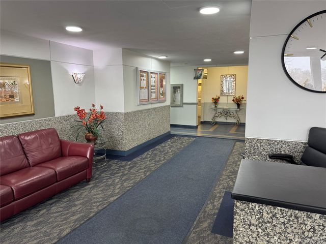 1841 Central Park Avenue 16R, Yonkers, NY 10710