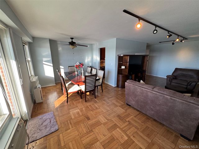 1841 Central Park Avenue 16R, Yonkers, NY 10710