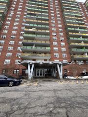 1841 Central Park Avenue 16R, Yonkers, NY 10710