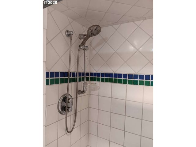 6605 W BURNSIDE St 144, Portland, OR 97210