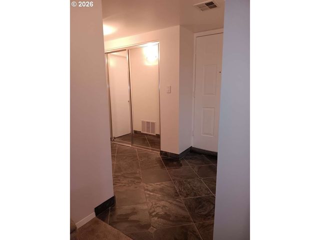 6605 W BURNSIDE St 144, Portland, OR 97210