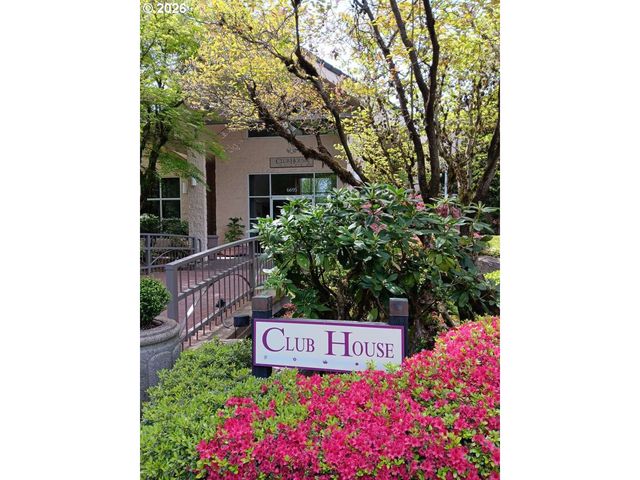 6605 W BURNSIDE St 144, Portland, OR 97210